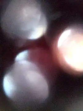 Snapshot of Nihaal17 chatting on 10-21-25, 10:05 Nihaal17 online show from 10-21-25, 10:05