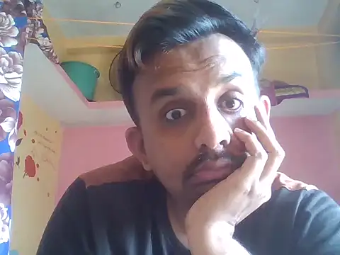 Snapshot of Nihaal17 chatting on 11-05-25, 07:08 Nihaal17 online show from 11-05-25, 07:08