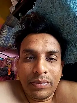 Snapshot of Nihaal17 chatting on 11-17-25, 04:07 Nihaal17 online show from 11-17-25, 04:07