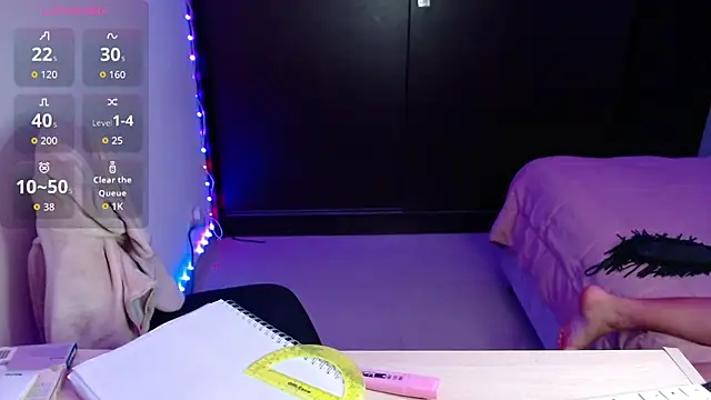 Snapshot of Hannah_Ortega chatting on 02-14-26, 08:49 Hannah Ortega online show from 02-14-26, 08:49