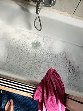 Ericketaurore online show from 09-16-25, 09:43