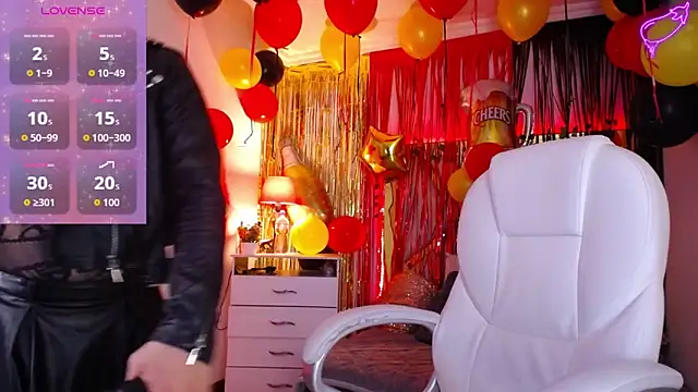 Ashley parkerr online show from 09-26-25, 05:33