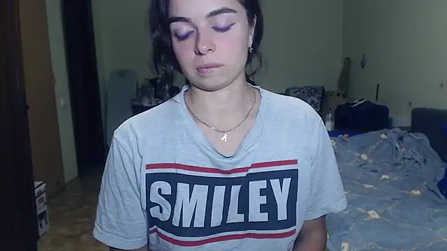 Melanie Lee online show from 12-19-24, 03:41