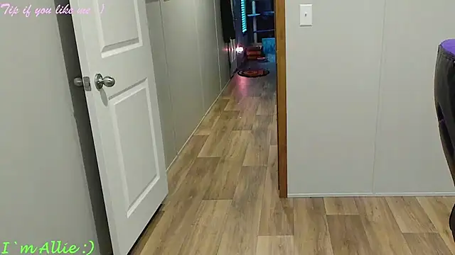 Snapshot of Allie_Kat chatting on 03-08-26, 02:10 Allie Kat online show from 03-08-26, 02:10