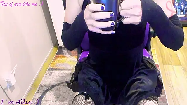 Allie Kat online show from 05-03-26, 02:12