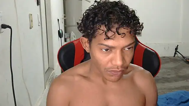 Gmajor online show from 09-22-25, 03:08