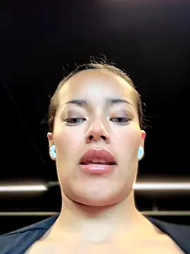 Snapshot of Risky_Workouts chatting on 10-26-25, 12:22 Risky Workouts online show from 10-26-25, 12:22