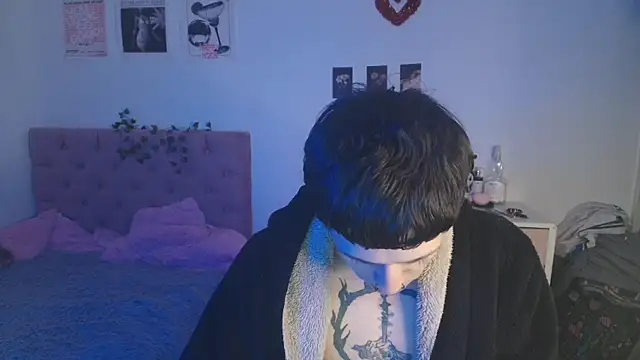 Snapshot of 2cyboy_ chatting on 09-28-25, 10:26 2cyboy online show from 09-28-25, 10:26