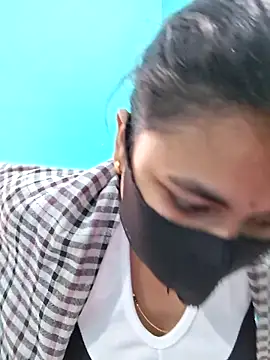 Snapshot of DivyaBhabhi69@xh chatting on 03-05-26, 10:55 DivyaBhabhi69xh online show from 03-05-26, 10:55