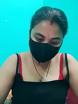 Snapshot of DivyaBhabhi69@xh chatting on 03-26-26, 10:15 DivyaBhabhi69xh online show from 03-26-26, 10:15