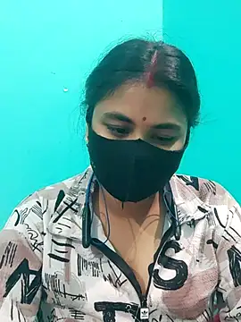 Snapshot of DivyaBhabhi69@xh chatting on 04-04-26, 05:54 DivyaBhabhi69xh online show from 04-04-26, 05:54