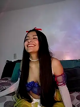 Snapshot of Emmaa__Smiith chatting on 09-26-25, 02:43 Emmaa  Smiith online show from 09-26-25, 02:43