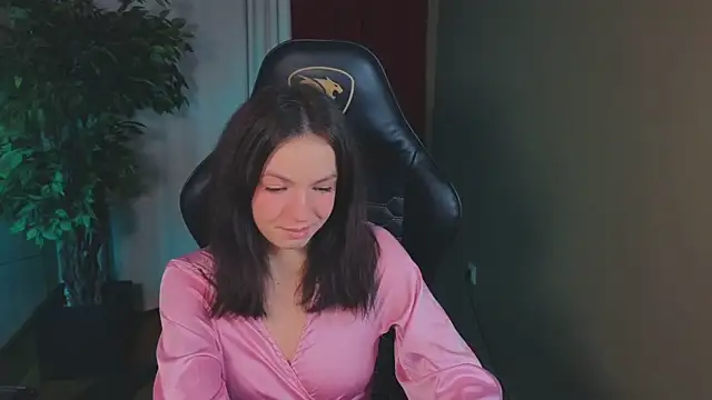 Snapshot of Loona_Eclipse chatting on 09-16-25, 08:32 Loona Eclipse online show from 09-16-25, 08:32