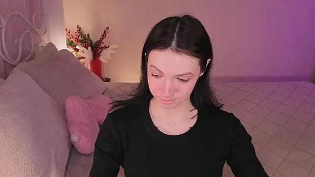 Snapshot of Loona_Eclipse chatting on 11-26-25, 08:10 Loona Eclipse online show from 11-26-25, 08:10