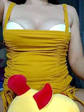 YuchengLy online show from 10-26-25, 02:56