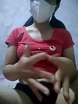 Snapshot of Lilyy-y chatting on 10-03-25, 11:13 Lilyy-y online show from 10-03-25, 11:13