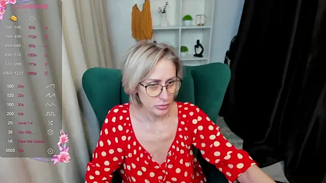 Snapshot of PamellaMurphy chatting on 12-02-25, 07:25 PamellaMurphy online show from 12-02-25, 07:25