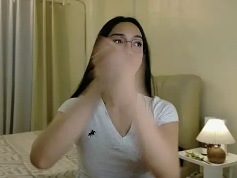 Snapshot of Blaire_Samantha chatting on 02-21-26, 09:54 Blaire Samantha online show from 02-21-26, 09:54