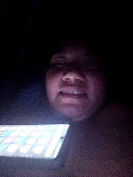 Snapshot of AriPMG chatting on 10-29-25, 07:10 AriPMG online show from 10-29-25, 07:10