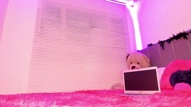 Dullcemariia 1s online show from 09-11-25, 04:23