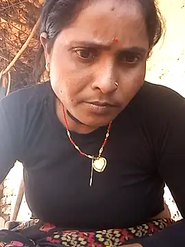 Snapshot of sonaya9y chatting on 09-23-25, 06:38 sonaya9y online show from 09-23-25, 06:38