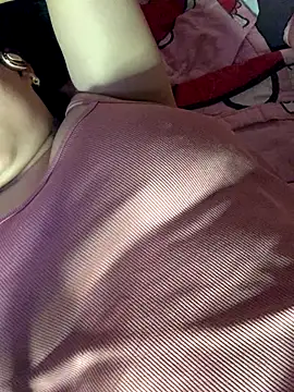 Star-sweet online show from 10-22-25, 06:35