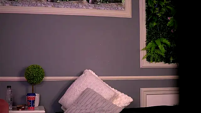 Snapshot of BellaEveX chatting on 11-13-25, 07:29 BellaEveX online show from 11-13-25, 07:29