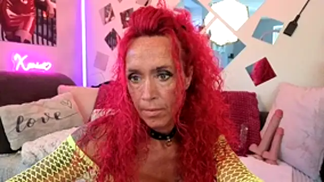 Snapshot of Hotmilfhamburg1 chatting on 07-29-26, 03:32 Hotmilfhamburg1 online show from 07-29-26, 03:32