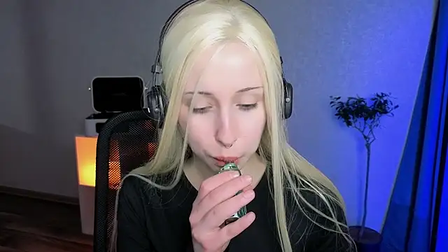 YukiMisa online show from 03-28-26, 06:40