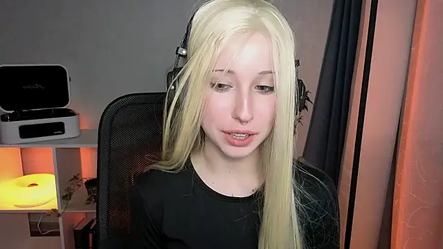 YukiMisa online show from 04-07-26, 05:46