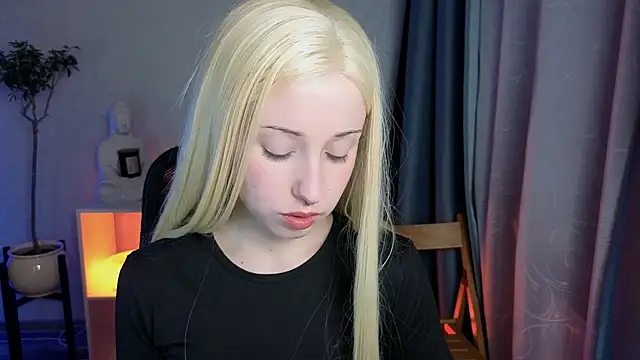 YukiMisa online show from 04-15-26, 05:31