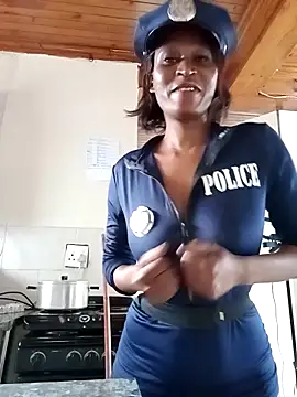 SexyBootie online show from 03-25-26, 09:15