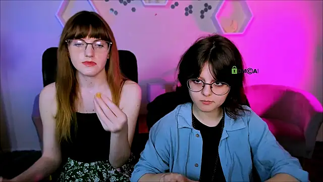 Snapshot of samanta_hotty chatting on 11-29-25, 08:01 samanta hotty online show from 11-29-25, 08:01