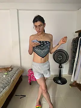 Violeta Foxz online show from 06-10-26, 07:24