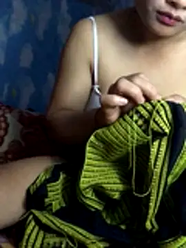 Snapshot of Qansin chatting on 10-18-25, 01:52 Qansin online show from 10-18-25, 01:52