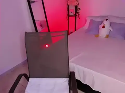 Snapshot of selene_boyer chatting on 09-29-25, 03:28 selene boyer online show from 09-29-25, 03:28