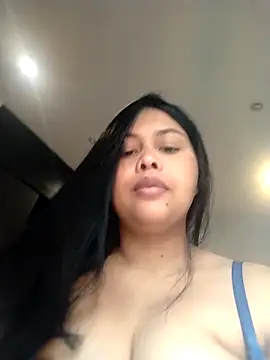 Alessandraa- online show from 04-15-26, 07:58