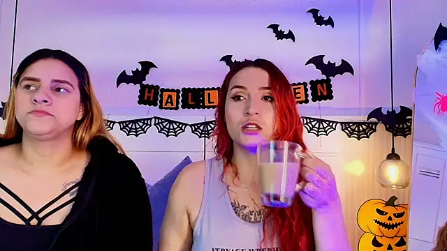 Snapshot of Dakota_Megan_69 chatting on 11-04-25, 03:00 Dakota Megan 69 online show from 11-04-25, 03:00