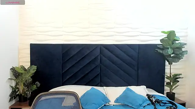 MrJustin  online show from 12-05-25, 08:05