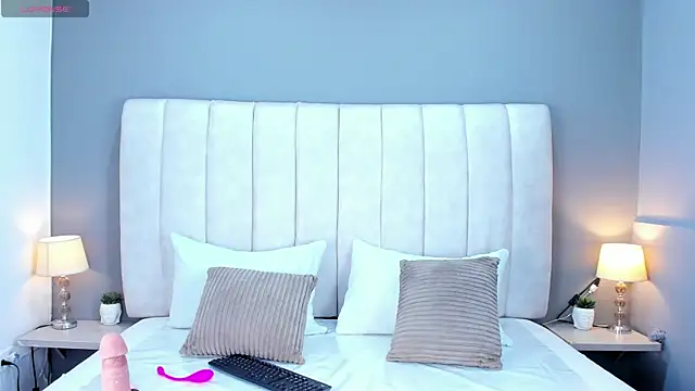 ScarletStarr online show from 10-24-25, 04:31