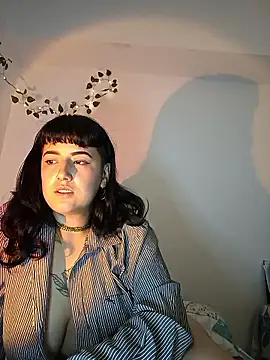 Snapshot of Jinx__x chatting on 11-26-25, 04:13 Jinx x online show from 11-26-25, 04:13