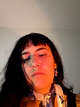 Snapshot of Jinx__x chatting on 12-16-25, 04:28 Jinx x online show from 12-16-25, 04:28