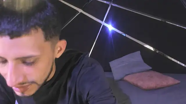 Akame Draco online show from 10-29-25, 03:42