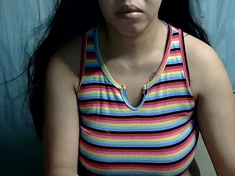 Snapshot of maypah chatting on 06-11-26, 01:27 maypah online show from 06-11-26, 01:27