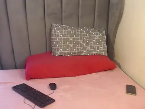 Hotgirl87 online show from 10-14-25, 08:26