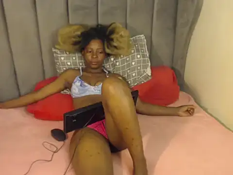 Hotgirl87 online show from 10-14-25, 08:31