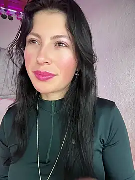 Snapshot of Mia_salinass chatting on 04-29-26, 05:52 Mia salinass online show from 04-29-26, 05:52