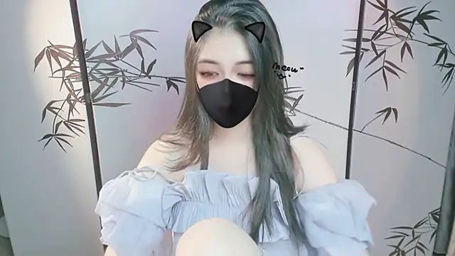 Sparkly Candy online show from 11-05-25, 10:48