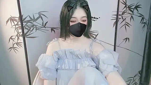 Sparkly Candy online show from 11-08-25, 02:34