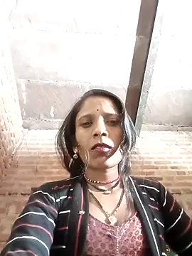 Snapshot of Xx_pooja chatting on 11-29-25, 03:59 Xx pooja online show from 11-29-25, 03:59